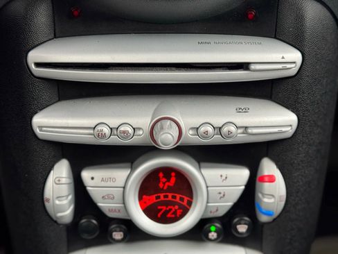 Used 2010 MINI Cooper S image 23