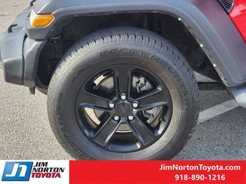 Used 2021 Jeep Wrangler Unlimited Sport image 14