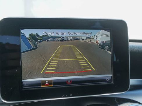 Used 2018 Mercedes-Benz C 300 Sedan image 22