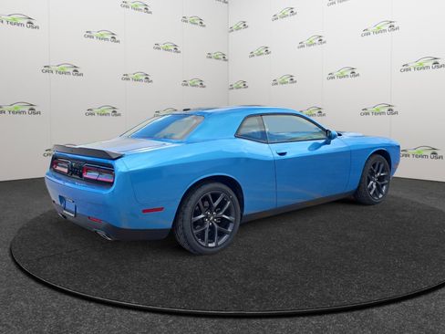 Used 2023 Dodge Challenger SXT w/ Blacktop Package image 7