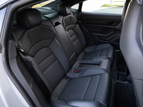 Used 2022 Porsche Taycan 4S AWD/4WD image 30