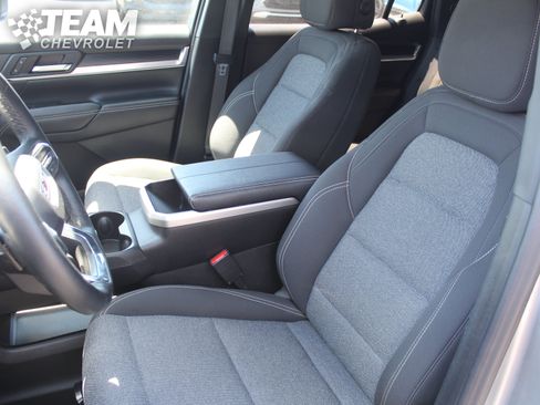 Certified 2025 GMC Terrain Elevation AWD/4WD image 11