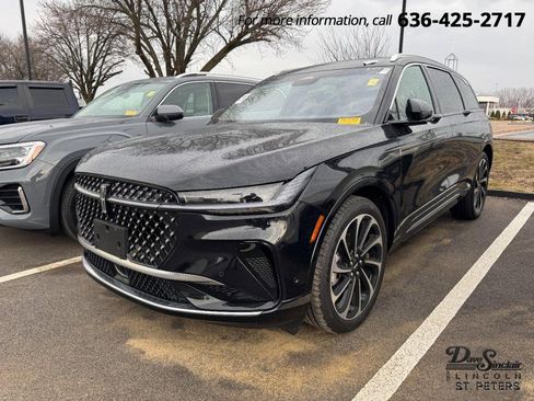 Used 2024 Lincoln Nautilus Black Label image 1