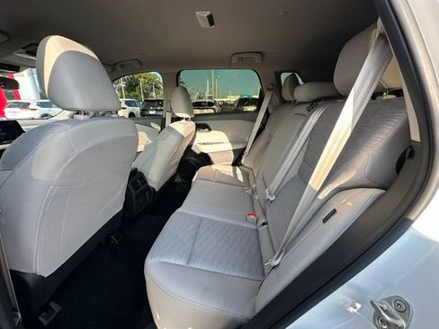 Certified 2023 Nissan Rogue SV FWD image 26
