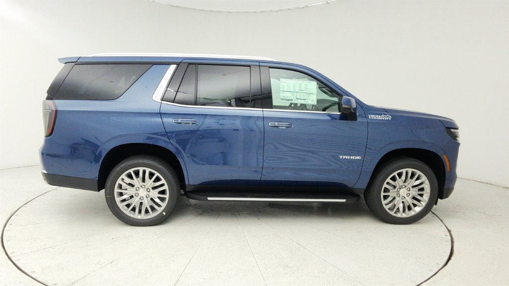 New 2026 Chevrolet Tahoe High Country w/ Sun And Tow Package RWD image 8