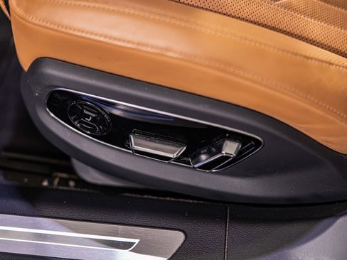 Used 2024 Audi A8 L 3.0T image 24