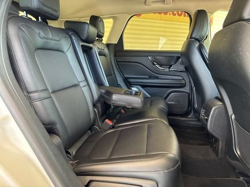 Used 2023 Lincoln Corsair AWD w/ Equipment Group 101A image 27