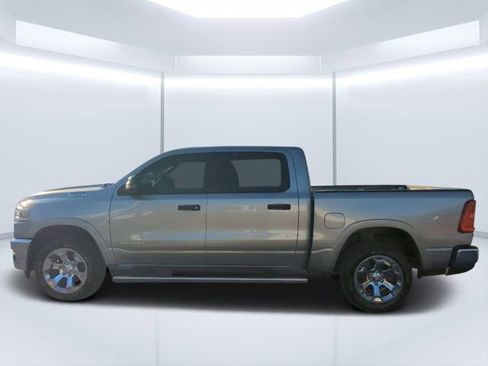 Used 2025 RAM 1500 Big Horn AWD/4WD image 6