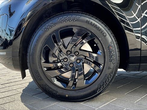 Used 2023 Land Rover Range Rover Evoque S image 9