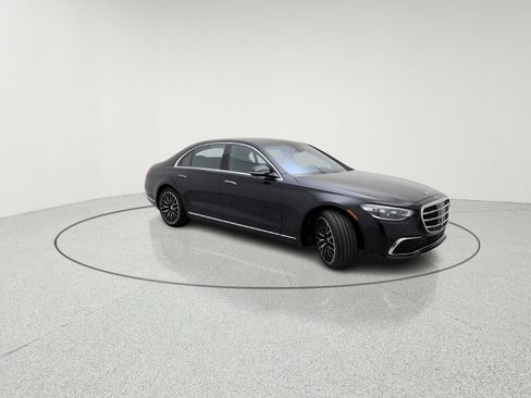 Certified 2023 Mercedes-Benz S 500 4MATIC image 5