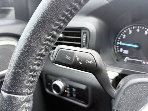 Used 2022 Ford Explorer XLT image 73