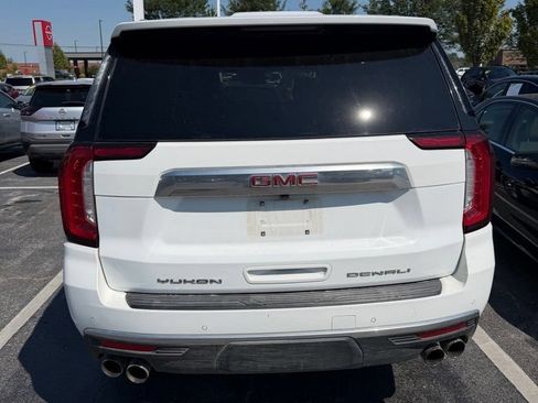 Used 2024 GMC Yukon XL Denali AWD/4WD image 5
