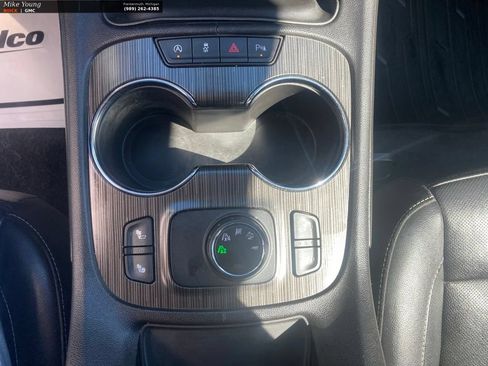 Used 2020 GMC Acadia SLT w/ Trailering Package AWD/4WD image 33