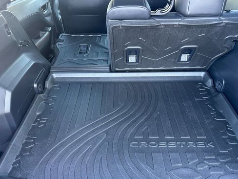 Certified 2025 Subaru Crosstrek 2.5i Limited w/ Crosstrek Mirror Package image 18