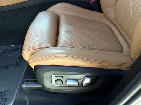 Used 2023 BMW X5 xDrive45e w/ M Sport Package AWD/4WD image 19