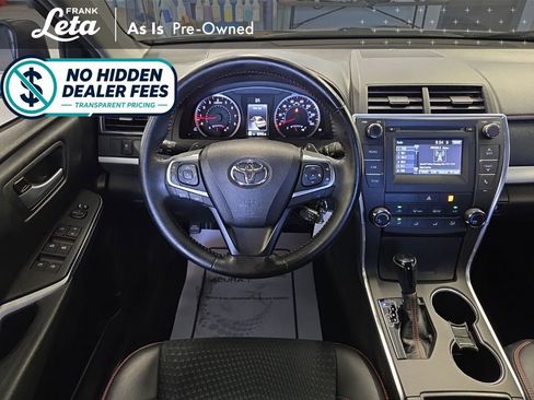 Used 2015 Toyota Camry SE FWD image 17