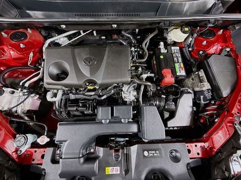 Certified 2022 Toyota RAV4 LE image 28