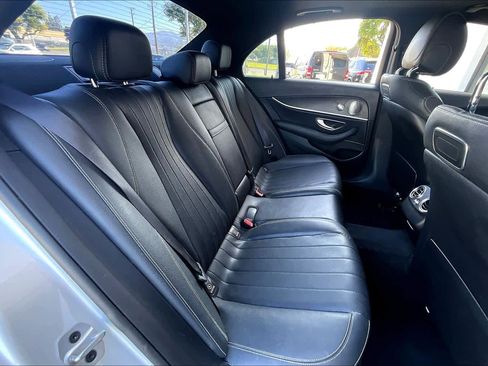 Used 2018 Mercedes-Benz E 300 image 19