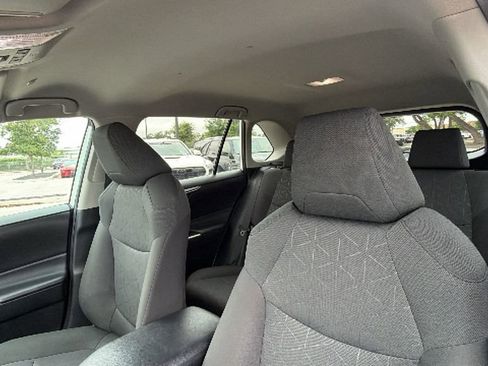 Certified 2024 Toyota RAV4 XLE FWD image 21