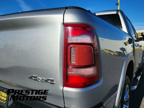 Used 2019 RAM 1500 Laramie AWD/4WD image 11
