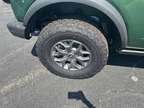 New 2025 Ford Bronco Badlands AWD/4WD image 17
