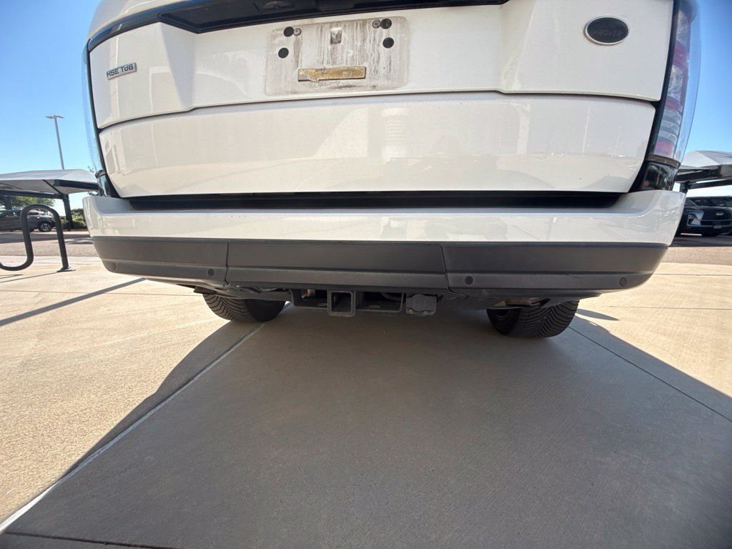 Used 2017 Land Rover Range Rover HSE AWD/4WD image 7