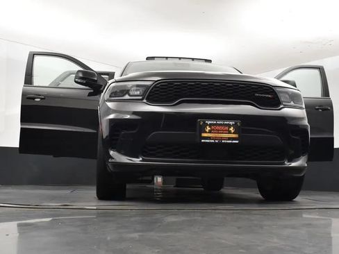 Used 2024 Dodge Durango GT AWD/4WD image 11