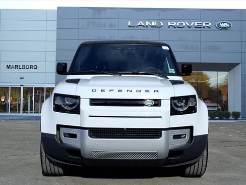 Certified 2024 Land Rover Defender 110 S image 8