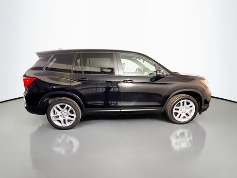 Used 2024 Honda Passport EX-L image 11