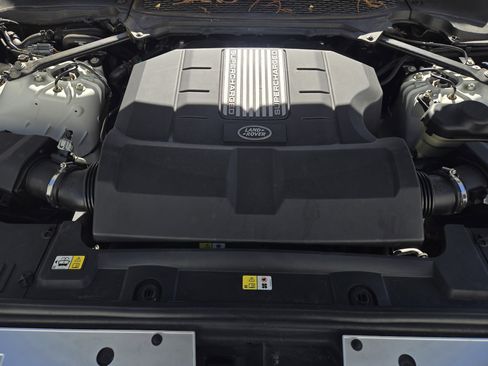 Used 2016 Land Rover Range Rover Supercharged image 33