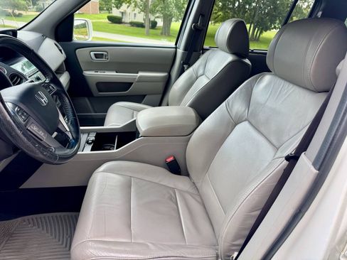 Used 2011 Honda Pilot Touring image 11