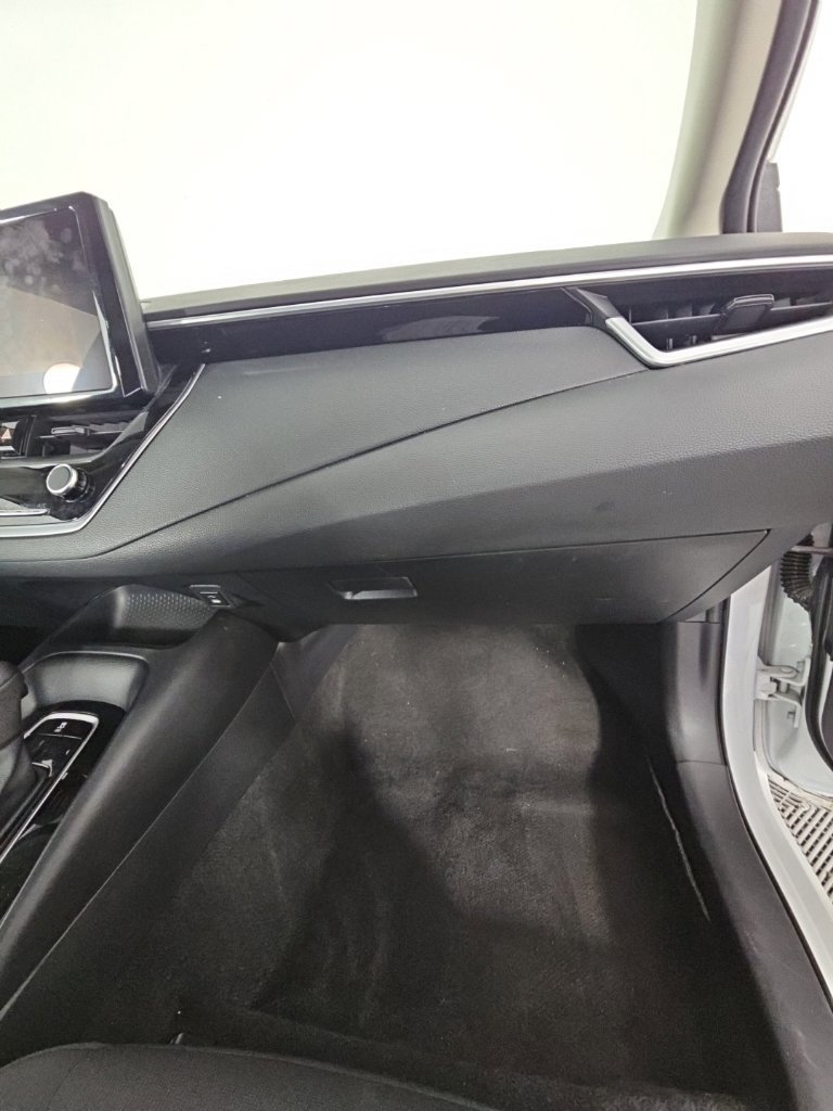 Used 2024 Toyota Corolla LE FWD image 23