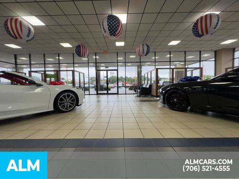Used 2024 Volkswagen Taos SE FWD image 31