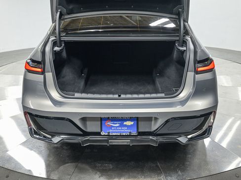 Used 2025 BMW 740i xDrive 740i xDrive image 6