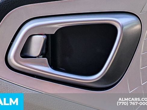 Used 2025 Kia Soul LX w/ LX Technology Package FWD image 45