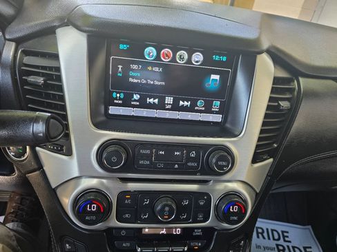 Used 2018 GMC Yukon XL SLT AWD/4WD image 36
