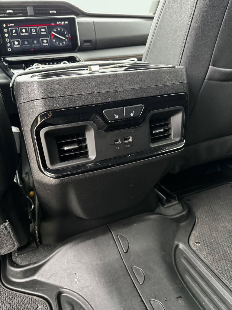 Used 2025 GMC Sierra 1500 AT4 w/ Technology Package AWD/4WD image 26