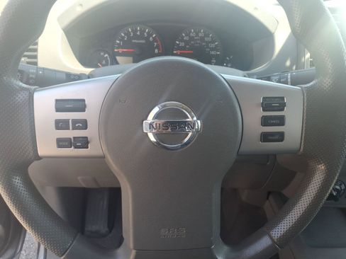 Used 2019 Nissan Frontier SV AWD/4WD image 15