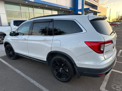 Used 2021 Honda Pilot Special Edition image 3