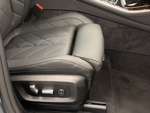 Used 2026 BMW X5 xDrive40i AWD/4WD image 12