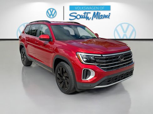 Certified 2024 Volkswagen Atlas SE FWD image 1