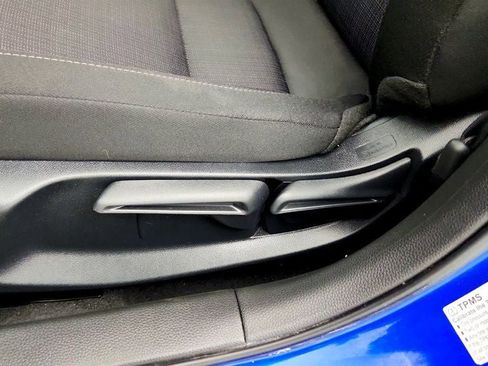 Used 2023 Honda Civic EX image 12