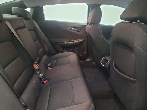 Used 2023 Chevrolet Malibu LT FWD image 19