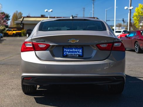 Used 2023 Chevrolet Malibu LT FWD image 10