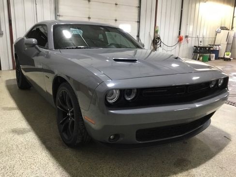 Used 2018 Dodge Challenger R/T w/ Blacktop Package image 5