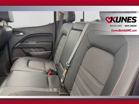 Used 2022 GMC Canyon AT4 AWD/4WD image 34