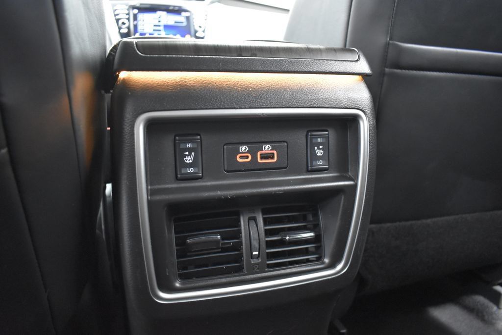 Certified 2023 Nissan Murano Platinum w/ Cargo Package FWD image 34