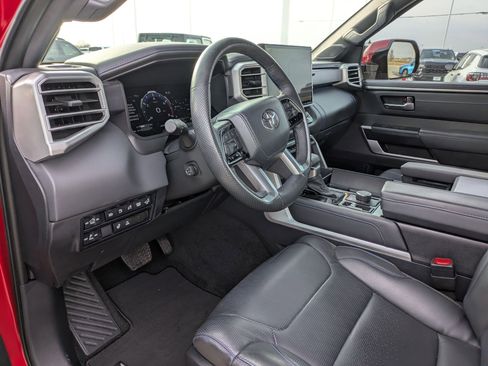 Used 2024 Toyota Tundra Platinum image 9