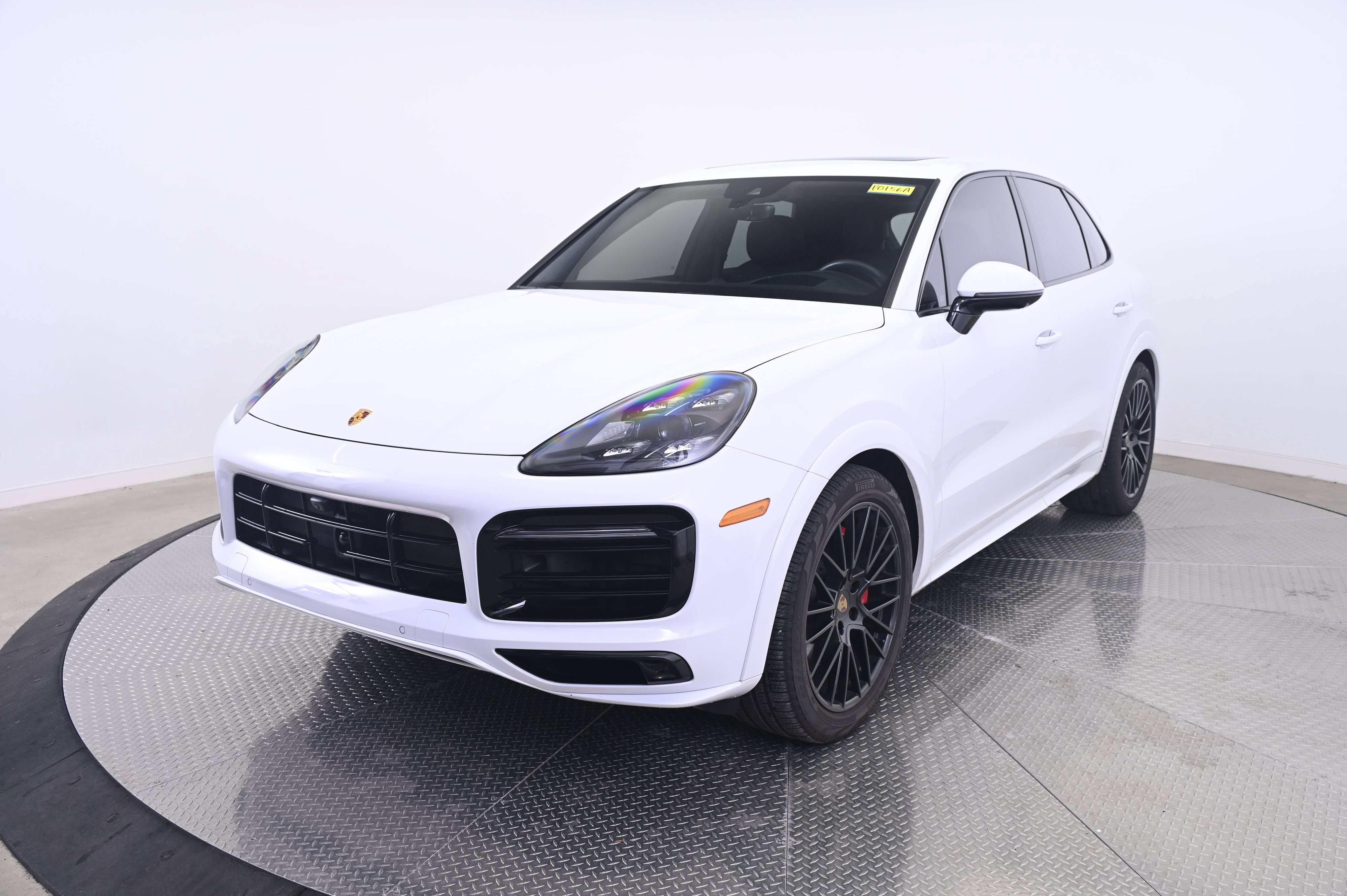 Certified 2023 Porsche Cayenne GTS AWD/4WD image 1