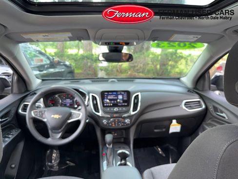Used 2023 Chevrolet Equinox LT FWD image 5